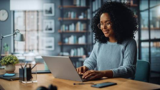 Travailler à distance grâce au solution en ligne Octopia pour Marketplace Ecommerce