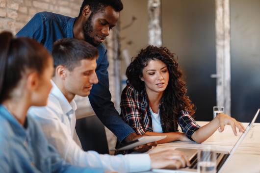 Equipe pluridisciplinaire pour vos projets e-commerce et markeplace